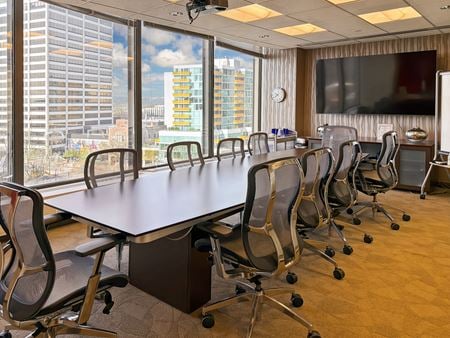 Preview this Regus - Evanston - Orrington Plaza Coworking space for Rent in Evanston