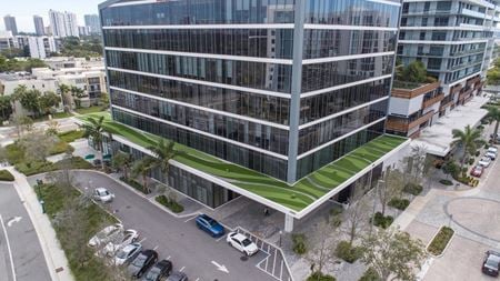 Preview this Iconic Workspaces - Aventura Coworking space for Rent in Miami Gardens