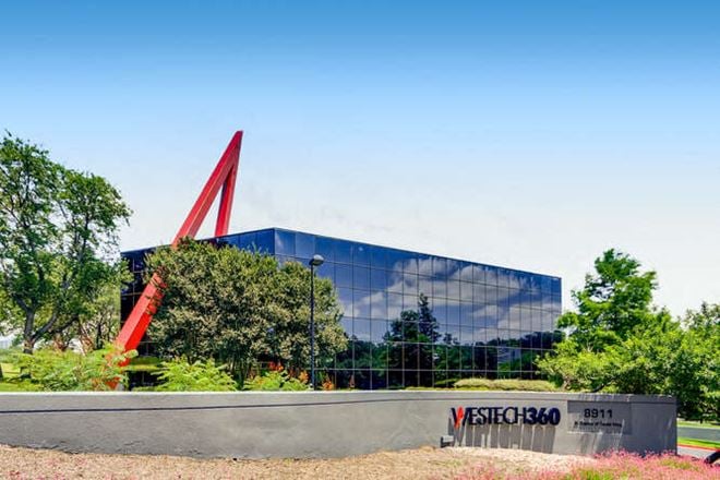 Preview this Austin Arboretum Office Evolution Coworking space for Rent in Austin