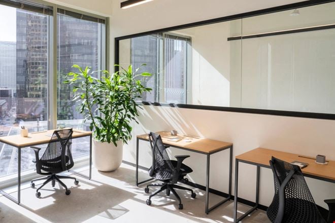 Preview this 255 California Street Coworking space for Rent in San Francisco