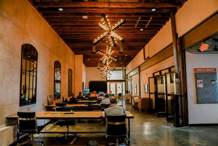 Preview this The Loading Dock - 1053 Coworking space for Rent in Raleigh