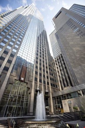 Preview this Expansive Pru Coworking space for Rent in Chicago