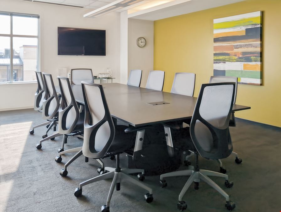 Regus - Bee Cave - Hill Country Galleria
