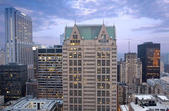 JLL - 190 South LaSalle