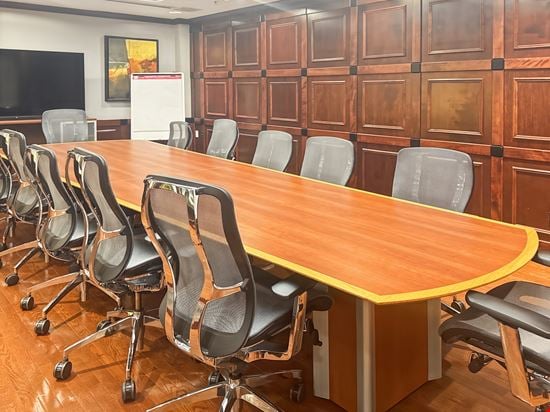 Regus - Kansas City - Country Club Plaza