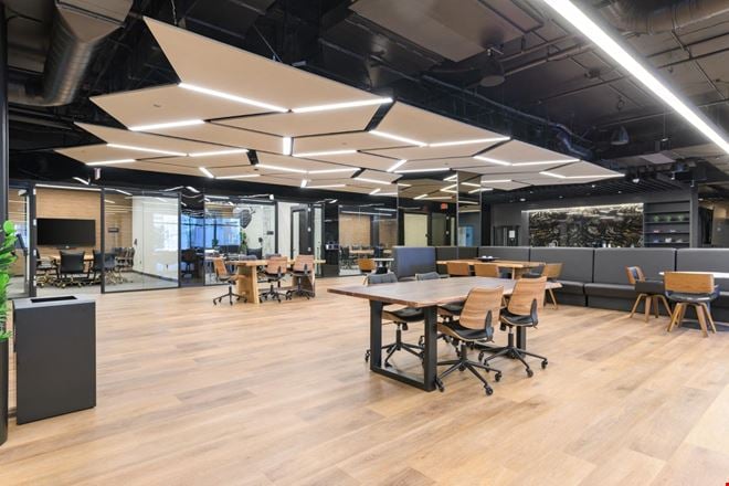 Preview this STAK Space - 1920 Broadway Coworking space for Rent in Oakland