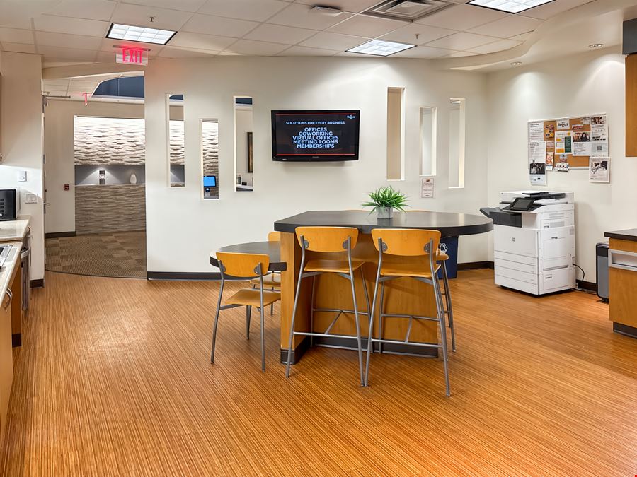 Regus - Pearland - Town Centre