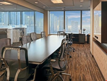 Preview this Regus - Miami - Wells Fargo Plaza Coworking space for Rent in Miami