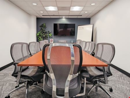 Preview this Regus - Kansas City - Crown Coworking space for Rent in Kansas City