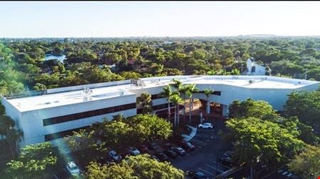 Preview this Hundredfold Holdings, LLC Coworking space for Rent in Miami Lakes
