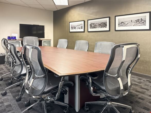 Preview this Fort Worth Bridge Street Coworking space for Rent in Fort Worth