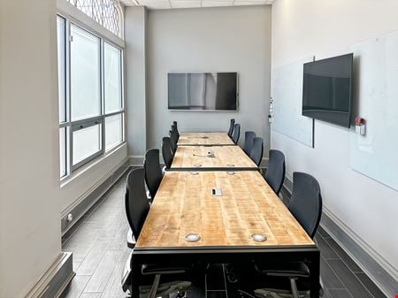 Preview this Regus - Grosse Pointe Park - Mack Ave Coworking space for Rent in Grosse Pointe Park