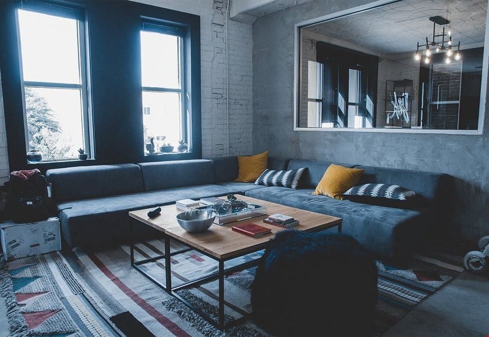 One : One - Co-Working Space