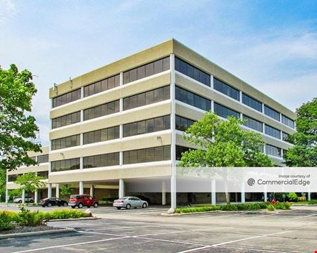 Preview this ExecuSpace - Office Center Coworking space for Rent in Northfield