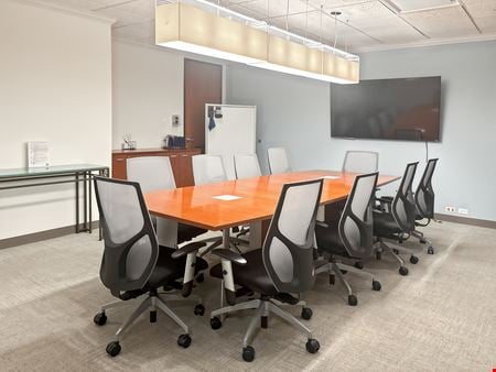 Preview this HQ - Schaumburg - Gateway Executive Park Coworking space for Rent in Schaumburg