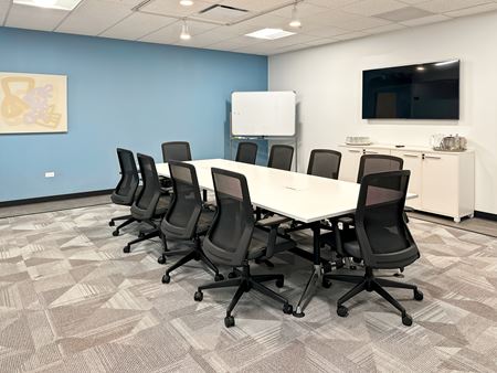 Preview this Spaces - Buffalo Grove - Busch Parkway Coworking space for Rent in Buffalo Grove