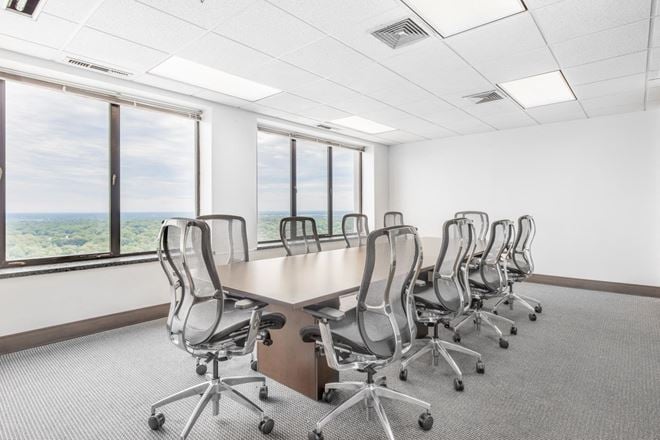 Preview this Clark Tower Coworking space for Rent in Memphis