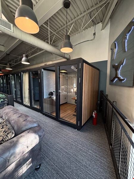 Preview this LionShare Cowork - Harbour Village Coworking space for Rent in Jacksonville