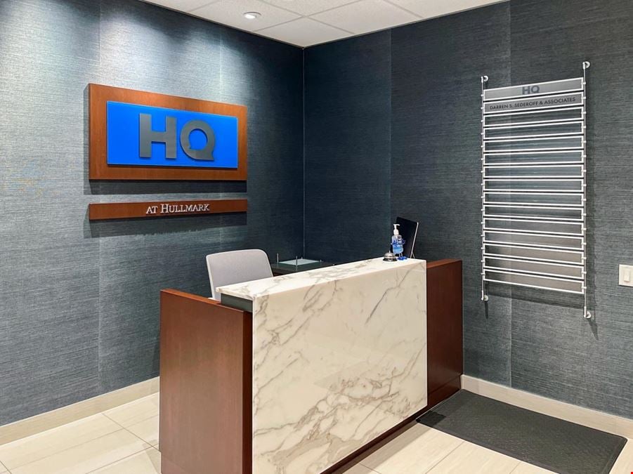 HQ - Toronto - Hullmark Center