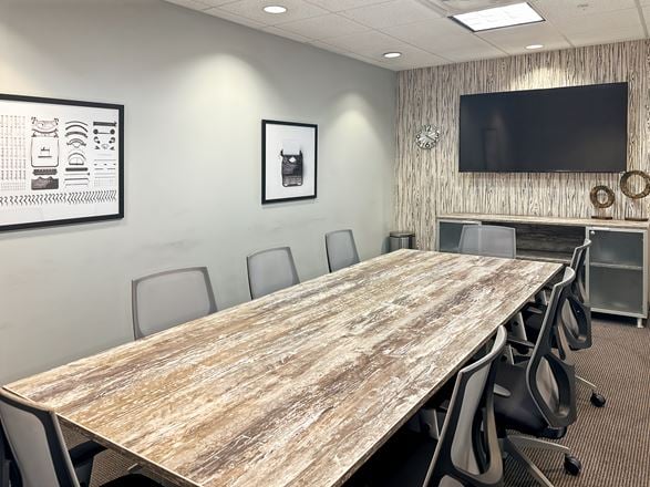 Preview this FL, Orlando - Downtown North Orange Coworking space for Rent in Orlando