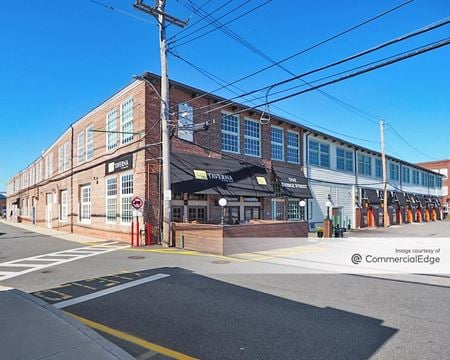 Preview this The Aligned Center Coworking space for Rent in Irvington