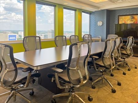 Preview this Regus - Dallas Downtown Republic Center Coworking space for Rent in Dallas