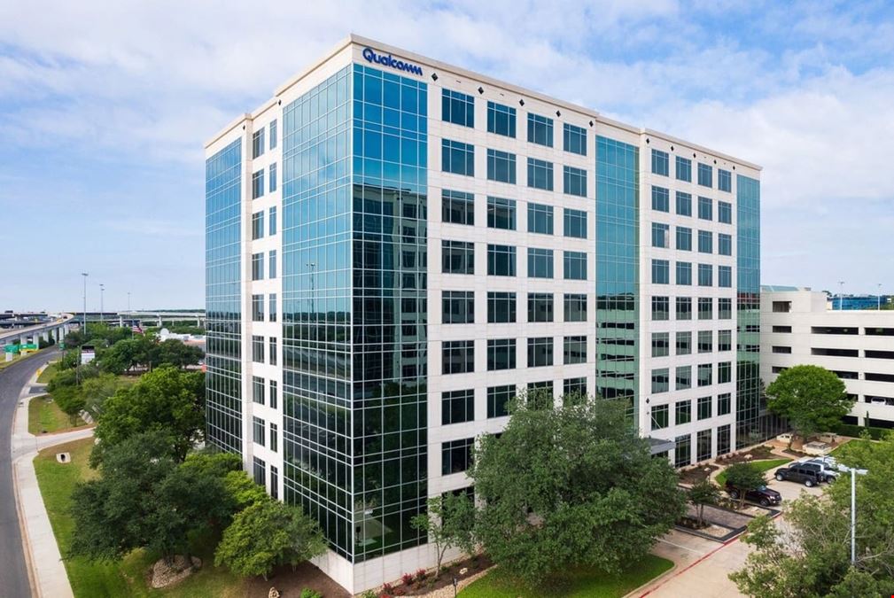 Lucid Private Offices - Austin