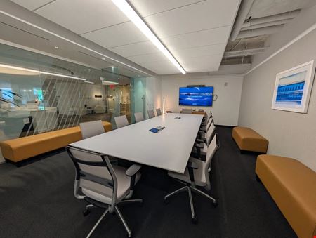 Preview this Industrious - Clarendon Coworking space for Rent in Arlington