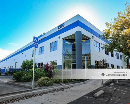 Preview this Cubework - Sacramento Coworking space for Rent in West Sacramento