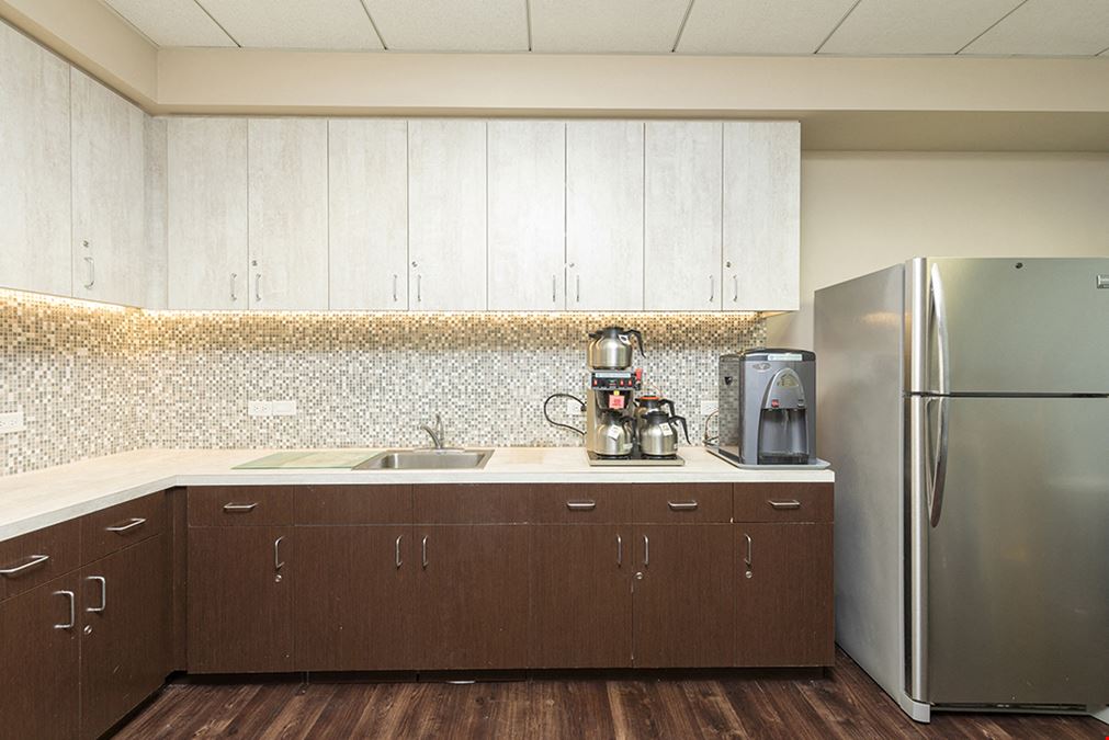 Premier Workspaces - SM3 - Santa Monica California