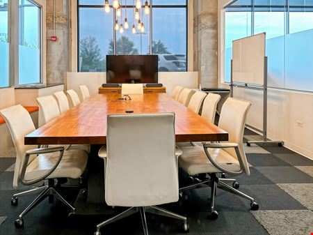 Preview this Spaces - Arlington Heights - W Stonegate Blvd Coworking space for Rent in Arlington Heights