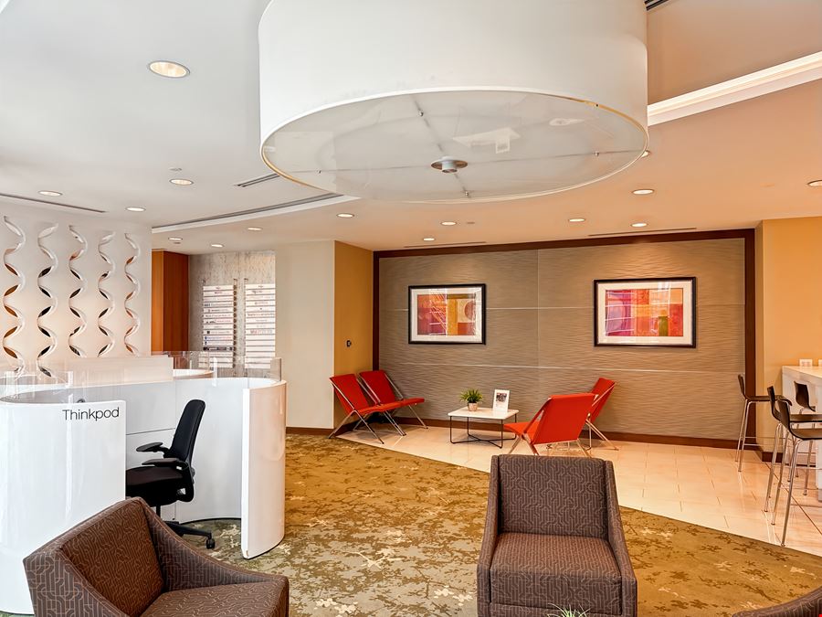 Regus - Hollywood – Presidential Circle
