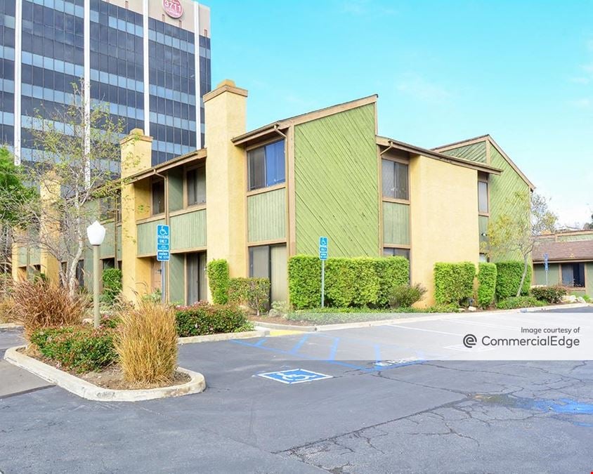 Officespace Anytime - 3701-3703 Long Beach Boulevard