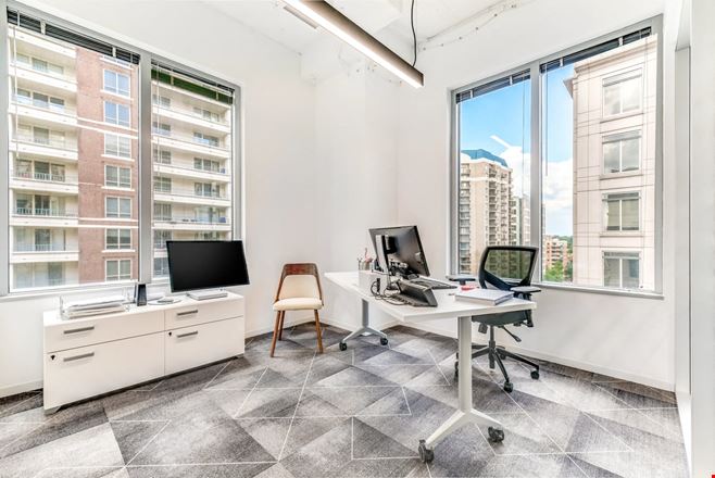 Preview this Industrious - Ballston Quarter Coworking space for Rent in Arlington