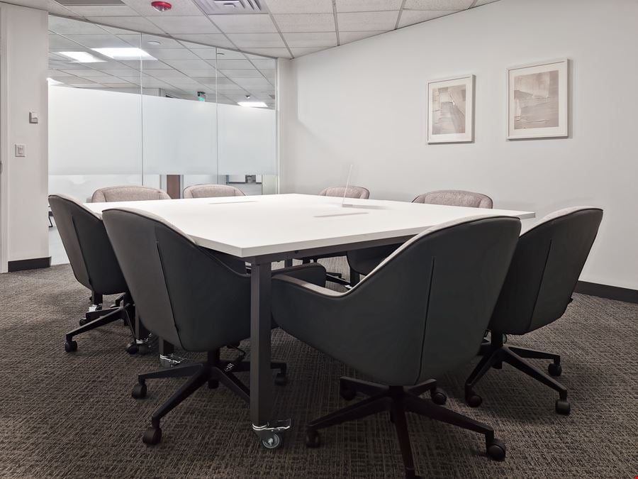 Regus - Denver - E Mississippi Ave